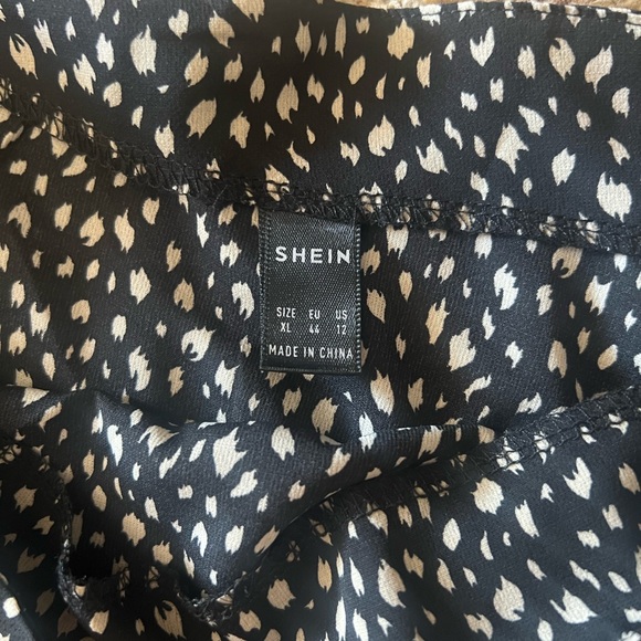 Shein Skirt - Picture 5 of 6